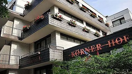 科奈尔阿卡森特酒店 酒店 3*